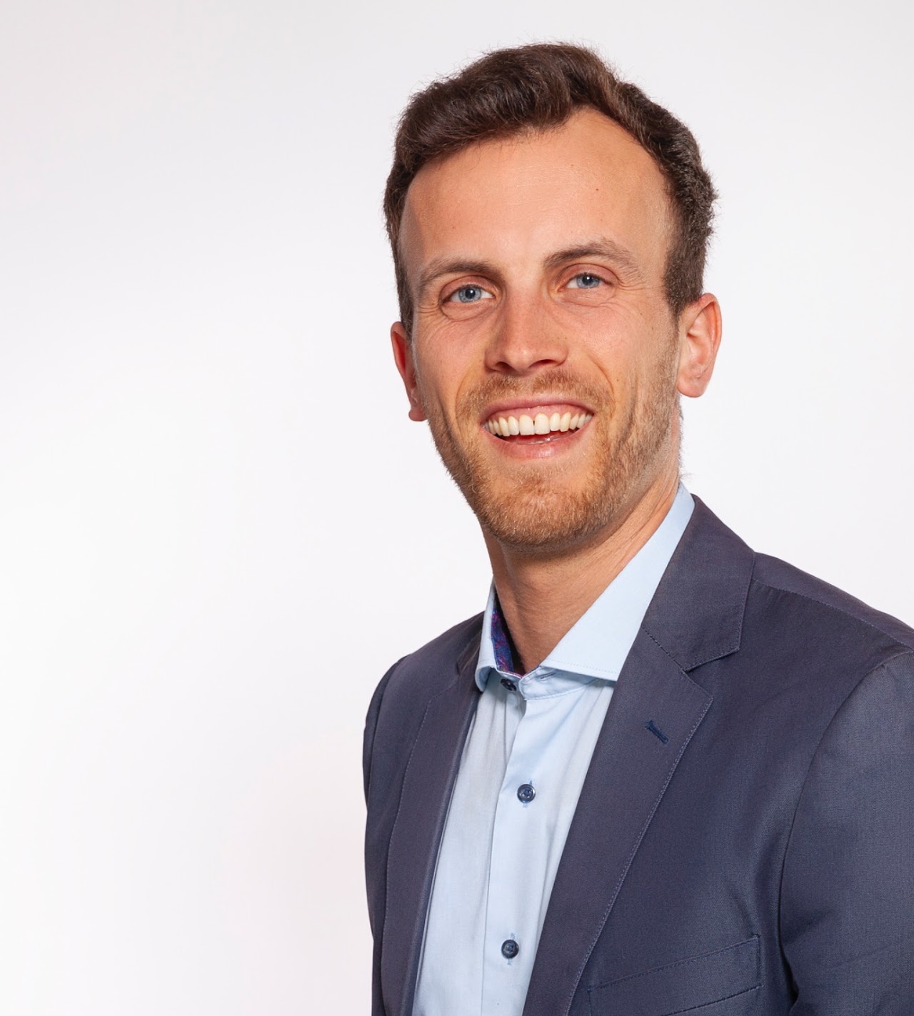 Ein Portrait von Ruben Helbig Immobilienmakler Schwalm-Eder-Kreis